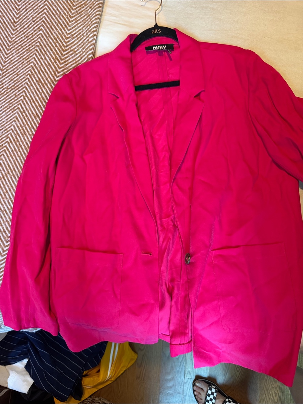 DKNY Hot Pink Single-Button Blazer Jacket - Picture 3 of 5